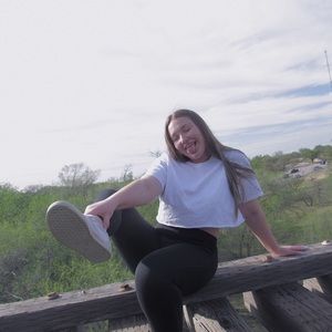 Meet your Posher, Laura ann